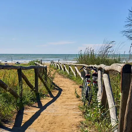 Apartment With Garden Close To The Bibione
